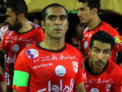 ساغلام پنالتی را از ایران‌پوریان گرفت