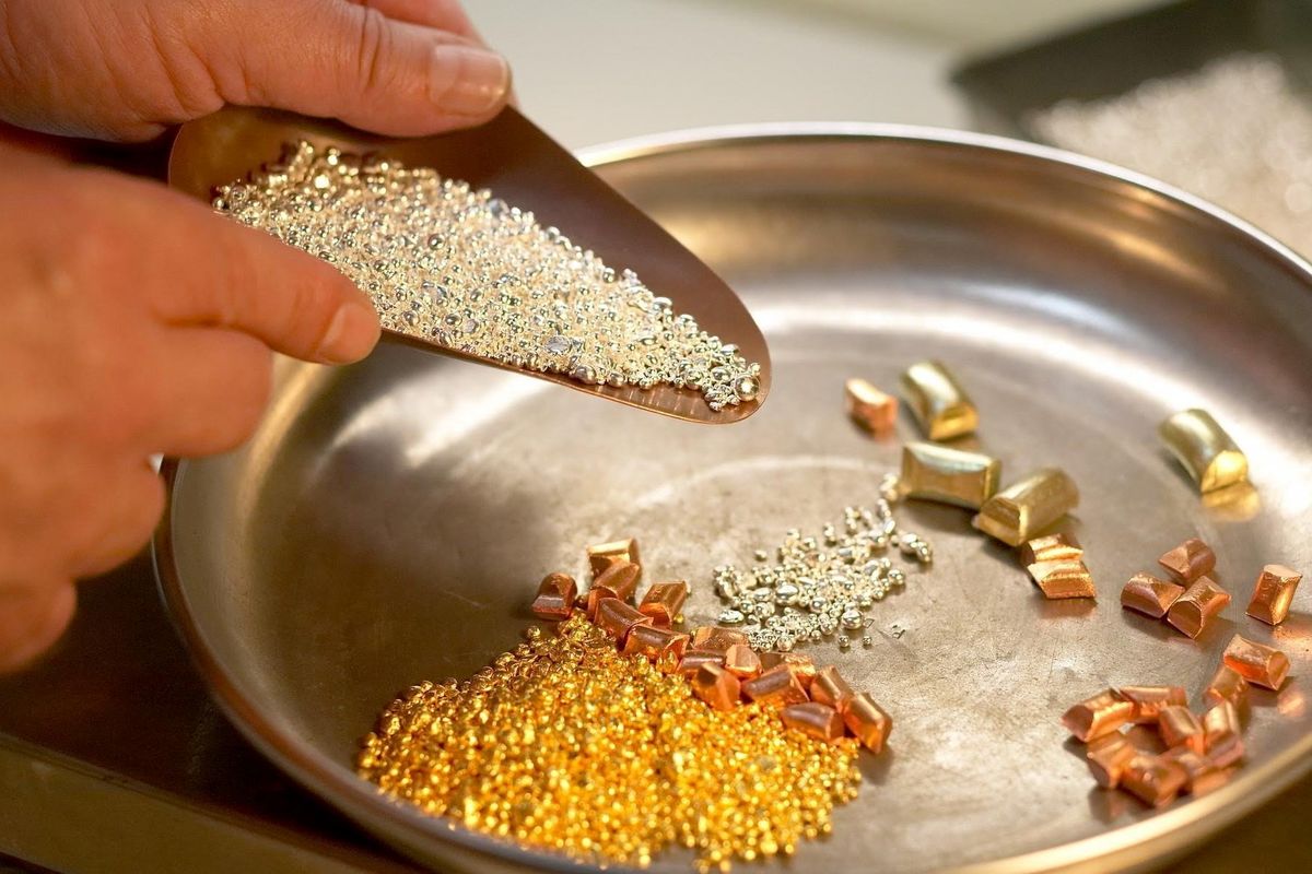 راه اندازی اولین مرکز تخصصی طلا و جواهر فنی و حرفه‌ای در مشهد