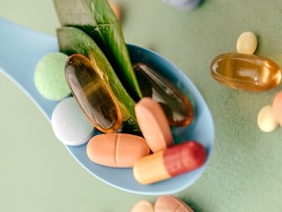 11 گیاه دارویی و مکمل برای مبارزه با افسردگی 