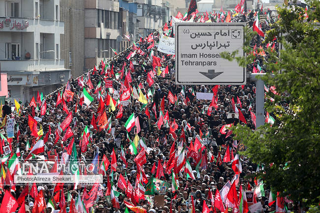مراسم تشییع پیکر مطهر رهبر شهید انقلاب / 2