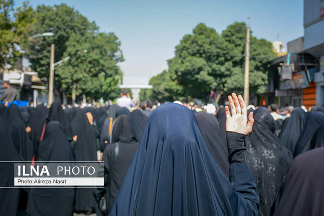 تشییع دو شهید تازه تفحص شده دوران دفاع مقدس در قزوین