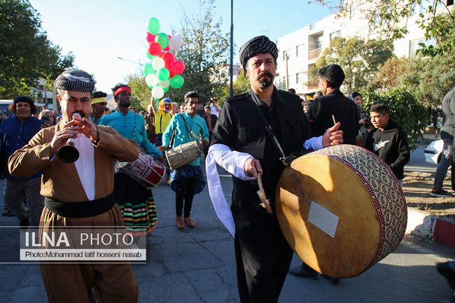  آغاز شانزدهمین دوره جشنواره تئاتر خیابانی مریوان 