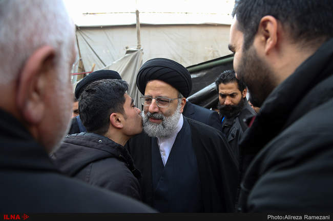 تجمع عزاداران فاطمی در میدان های هفت تیر و فاطمی تهران