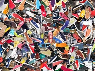 محکومیت قاچاق ۲۰۷ جفت کفش در فردیس با جریمه ۷ میلیارد ریالی
