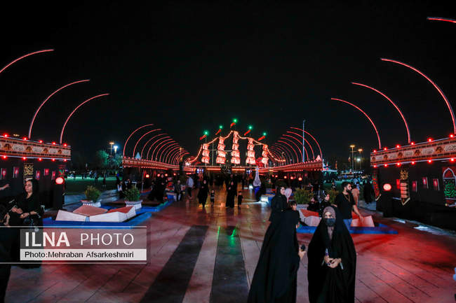 برگزاری سومین سوگواره محرم شهر در میدان آزادی