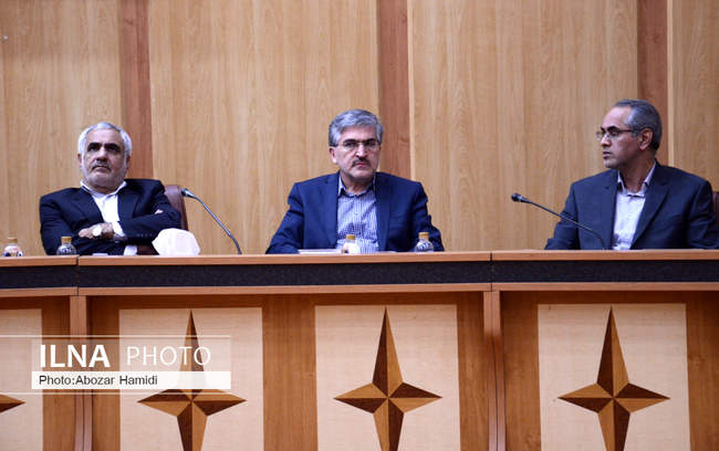 نشست کارگروه اشتغال و سرمایه گذاری گیلان با حضور وزیر تعاون،کار و رف