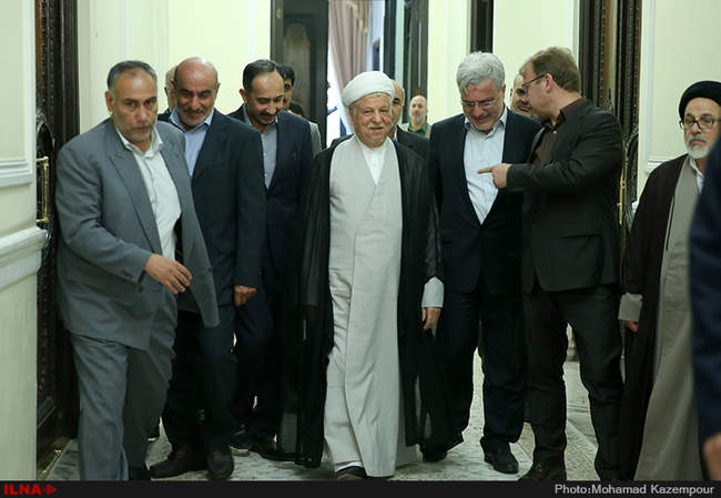 دیدار رئیس، معاونین و جمعی از مدیران سازمان تأمین اجتماعی با آیت الل�