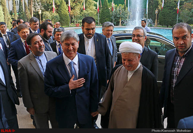 دیدار آیت الله هاشمی رفسنجانی با رئیس جمهور قرقیزستان