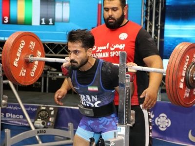 حضور لیفترهای خارجی مطرح، سطح مسابقات را بالا برده بود/ می توانستم 20 کیلوگرم بیشتر هم رکورد بزنم