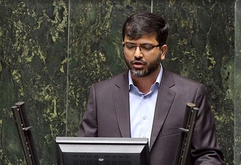 غیبت رئیس‌جمهور در جلسه امروز این شائبه را ایجاد می‌کند که مرتضوی از روی ناچاری معرفی شده است