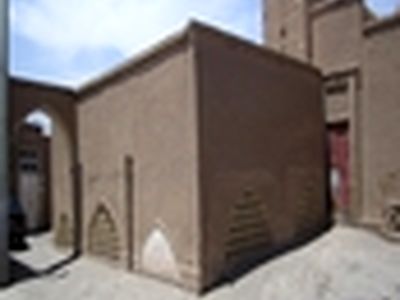 مسجد محله تاریخی کوشک صفی کاشان مرمت شد