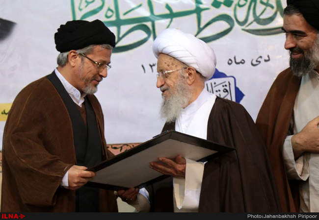 نشست انجمن علمی ارتباطات وتبلیغ حوزه علمیه با حضورآیت الله مکارم شیر