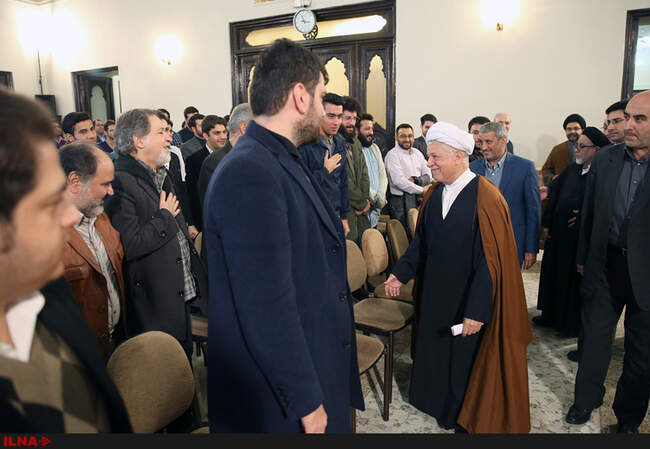 دیدار جمعی از دانشجویان دانشگاه‌های مختلف کشور با آیت‌الله هاشمی رفسنجانی