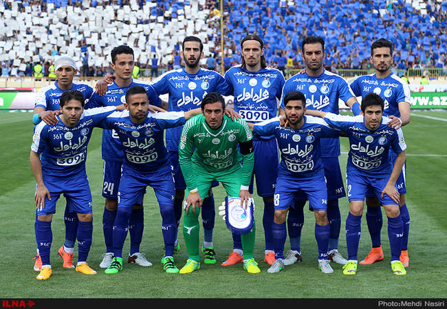 دیدار دو تیم استقلال تهران و تراکتور سازی تبریز