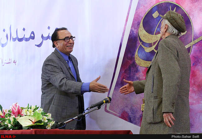 نشست کتابخوانی ویژه هنرمندان پیشکسوت 