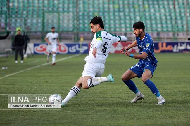 تساوی تیم فوتبال ذوب آهن اصفهان مقابل استقلال تهران