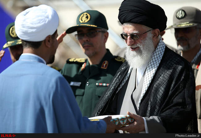 حضور فرمانده کل قوا در مراسم دانش‌آموختگی دانشجویان دانشگاه‌های افسری ارتش