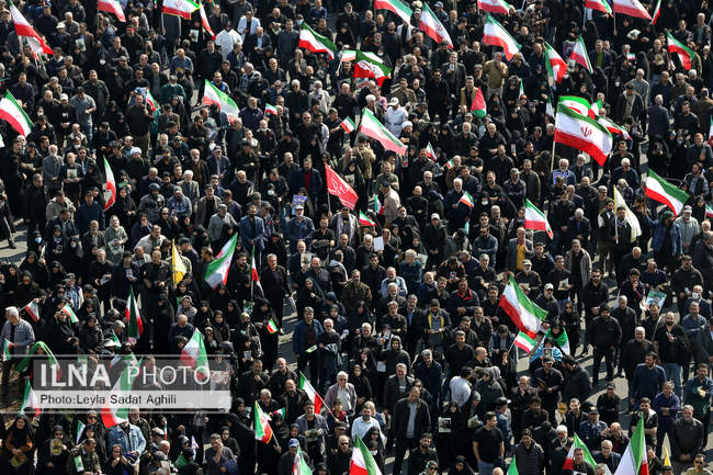 مراسم تشییع پیکر مطهر شهدای ناوشکن دنا / 1