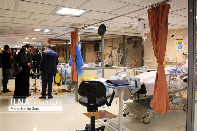 مجروحان حمله تروریستی به حرم شاهچراغ (ع) در بیمارستان نمازی