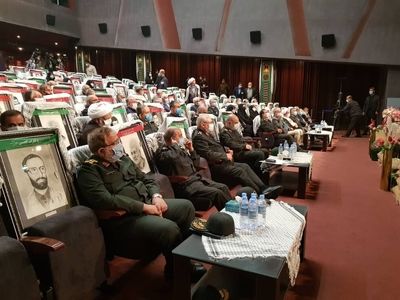 آیین تجلیل از فرماندهان و مسئولان راوی در حوزه تاریخ شفاهی دفاع مقدس 