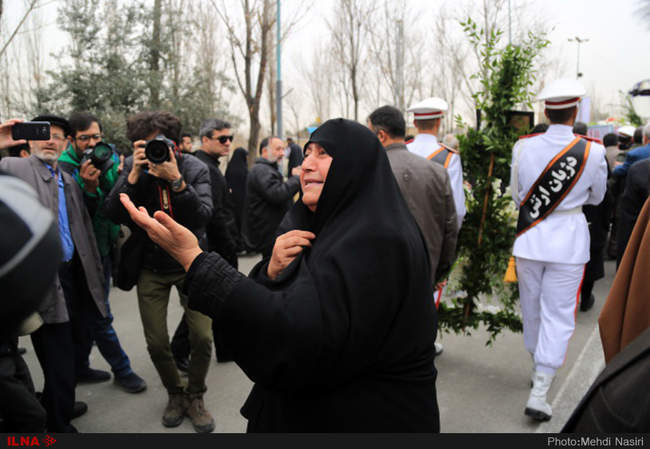 تشییع پیکر سه تن از شهدای کشتی سانچی  در مصلای تهران