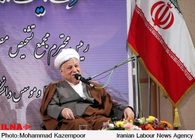 بازدید آیت الله هاشمی از دانشگاه آزاد کرمانشاه