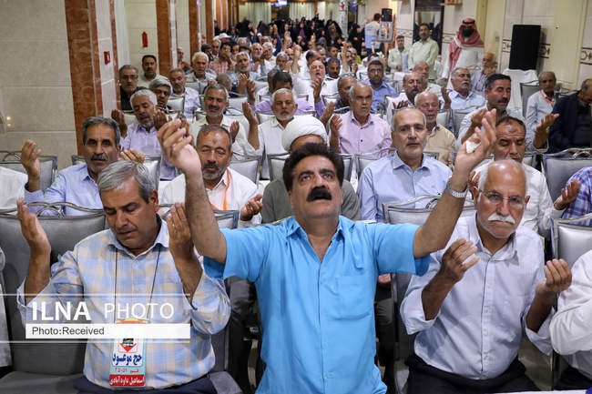 مراسم دعای کمیل زائران ایرانی در مدینه منوره