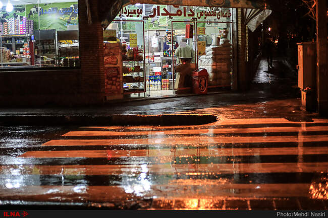 شب بارانی تهران
