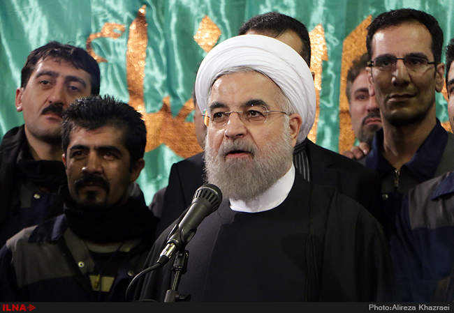 عزاداری رئیس جمهور و وزیر کار در جمع کارگران 