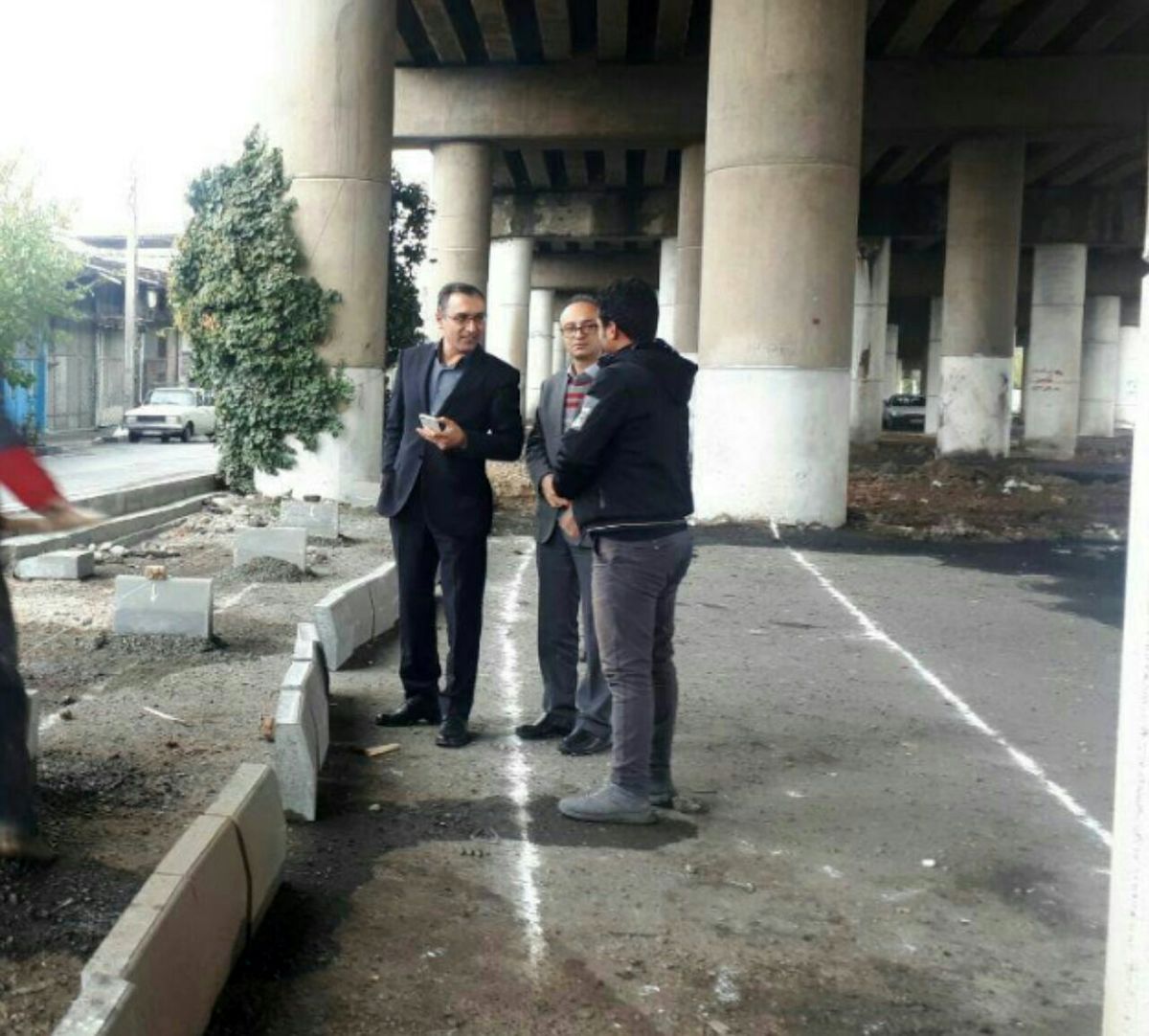 کانال فردیس لایروبی شد/ نیروهای خدمات شهری آماده باش هستند