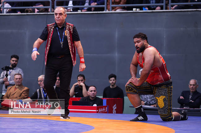 گزارش تصویری از رقابت‌های کشتی تعیین پهلوان سال ۱۴۰۴