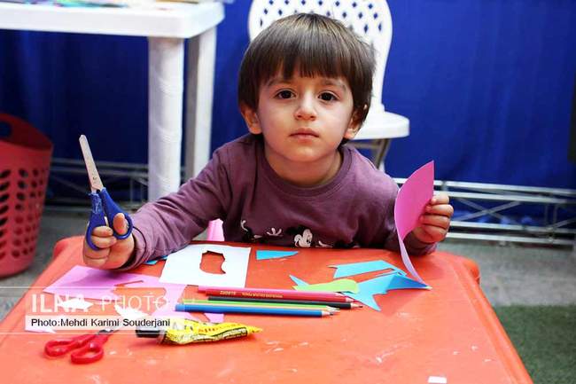 حواشی جشنواره  فیلمهای کودک  ونوجوان و روز کودک در اصفهان 