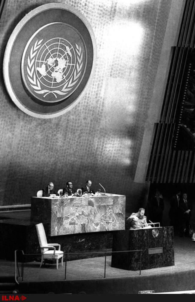 فیدل کاسترو فرمانده کل انقلاب کوبا