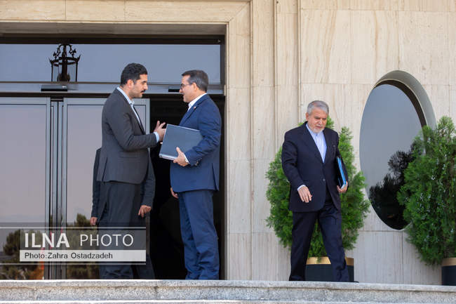 حاشیه جلسه هیات دولت - ۲۳ مهر