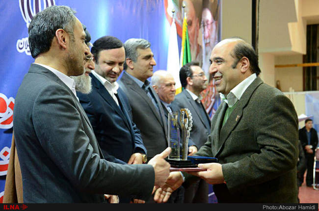 همایش تجلیل از سرمایه گذاران و کارآفرینان برتر استان گیلان و منطقه آ