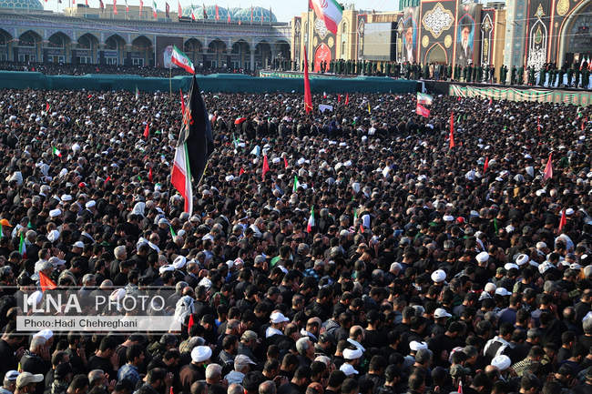 تشییع پیکر مطهر رهبر شهید انقلاب در قم