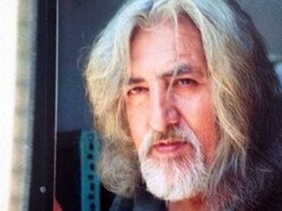 شعری از حسین منزوی با اجرای مهرداد محمدپور 
