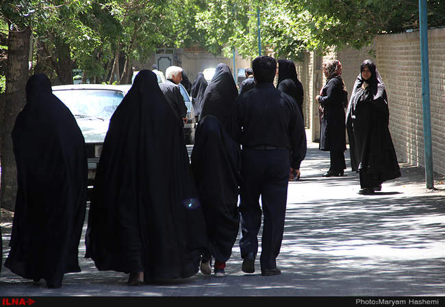 مراسم  تشییع پیکر شهید مدافع حرم مرتضی مسیب زاده در کرج 