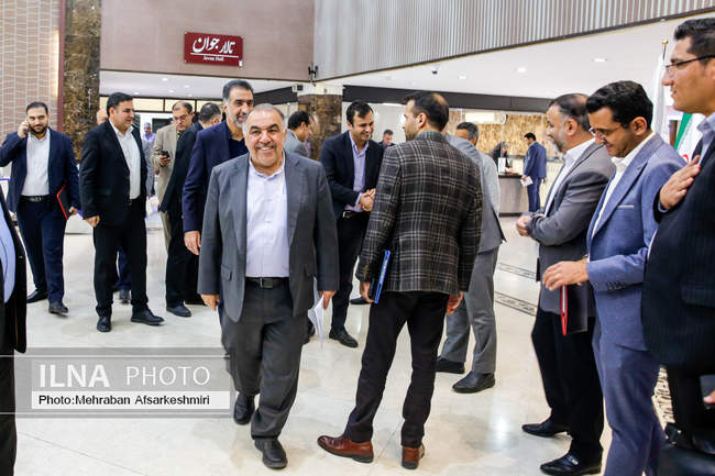 افتتاح شرکت بورسی کشت و صنعت و دامپروری پگاه فارس