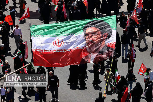 تشییع پیکر مطهر رهبر شهید انقلاب در مشهد / 1