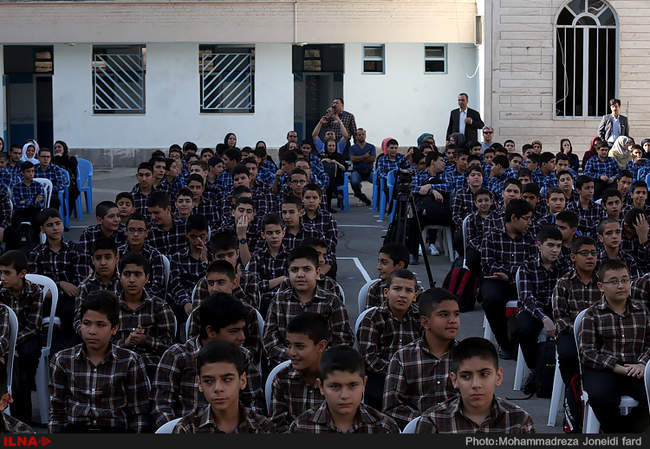 مراسم بازگشایی مدارس با حضور عارف