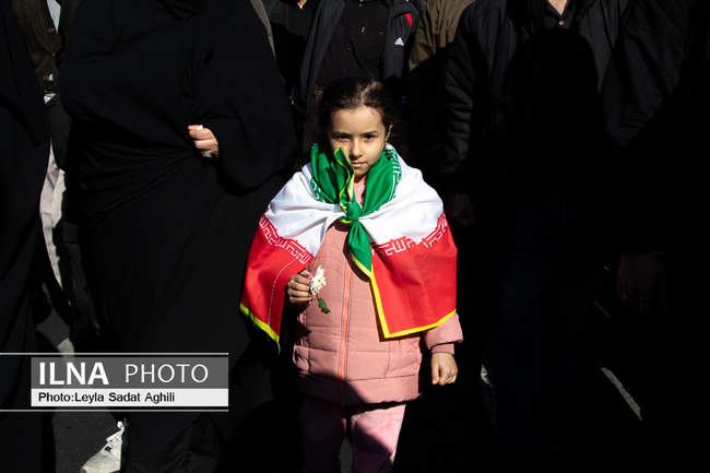 مراسم تشییع پیکر ۱۱۰ شهید گمنام در تهران