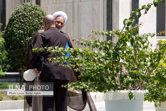 حاشیه جلسه هیئت دولت - ۱۴ تیر 