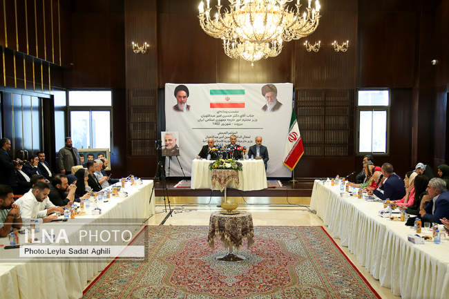 نشست خبری وزیر امور خارجه ایران در جمع رسانه‌های لبنانی ایرانی و بین