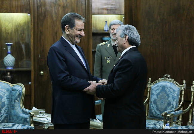 دیدار وزیر تولیدات دفاعی پاکستان با اسحاق جانگیری