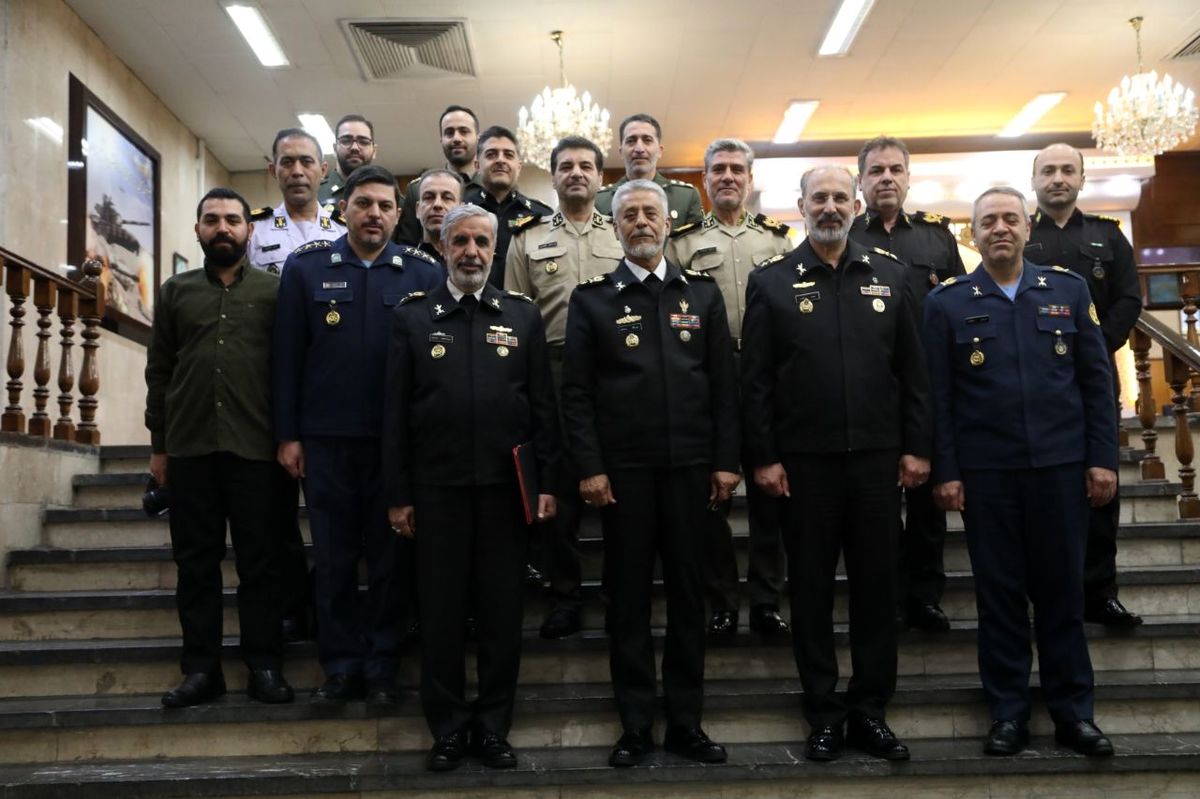 آیین نصب درجه سرتیپ دومی تعدادی از افسران ستاد ارتش برگزار شد
