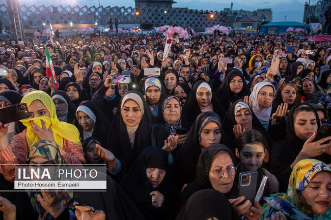 برگزاری جشن ازدواج ۱۰۰۰زوج جان فدا در تهران 