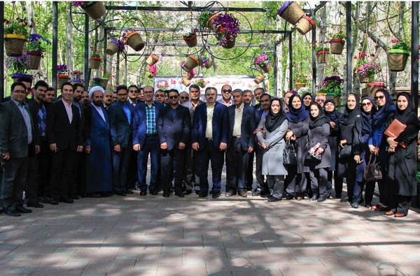 عملكرد خوب روابط عمومي ها مي تواند پل ارتباطي قوي بين مديران و شهروندان باشد
