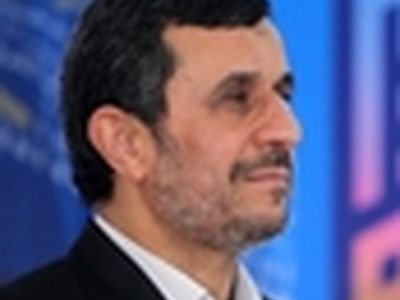 احمدی‌نژاد به مصلحی تسلیت گفت