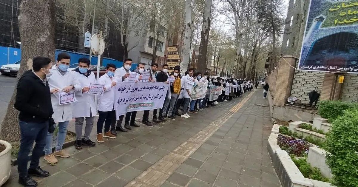 مدافعان سلامت طرحی: ما کارگر فصلی نیستیم/ چرا برنامه‌ای برای جذب‌مان ندارند؟